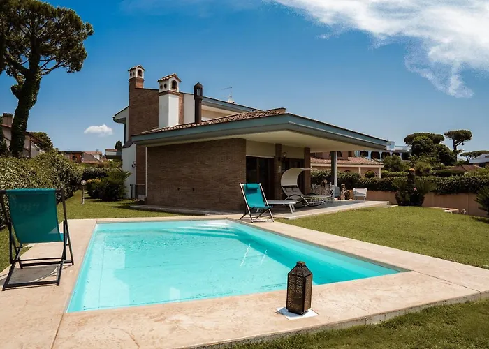 Villa Attoni Di Canossa Anzio
